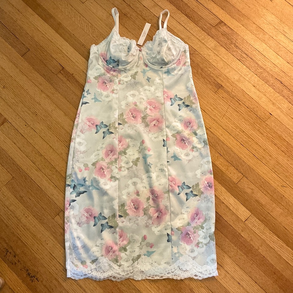NWT Victoria’s Secret Floral Lace-Trim Slip Dress